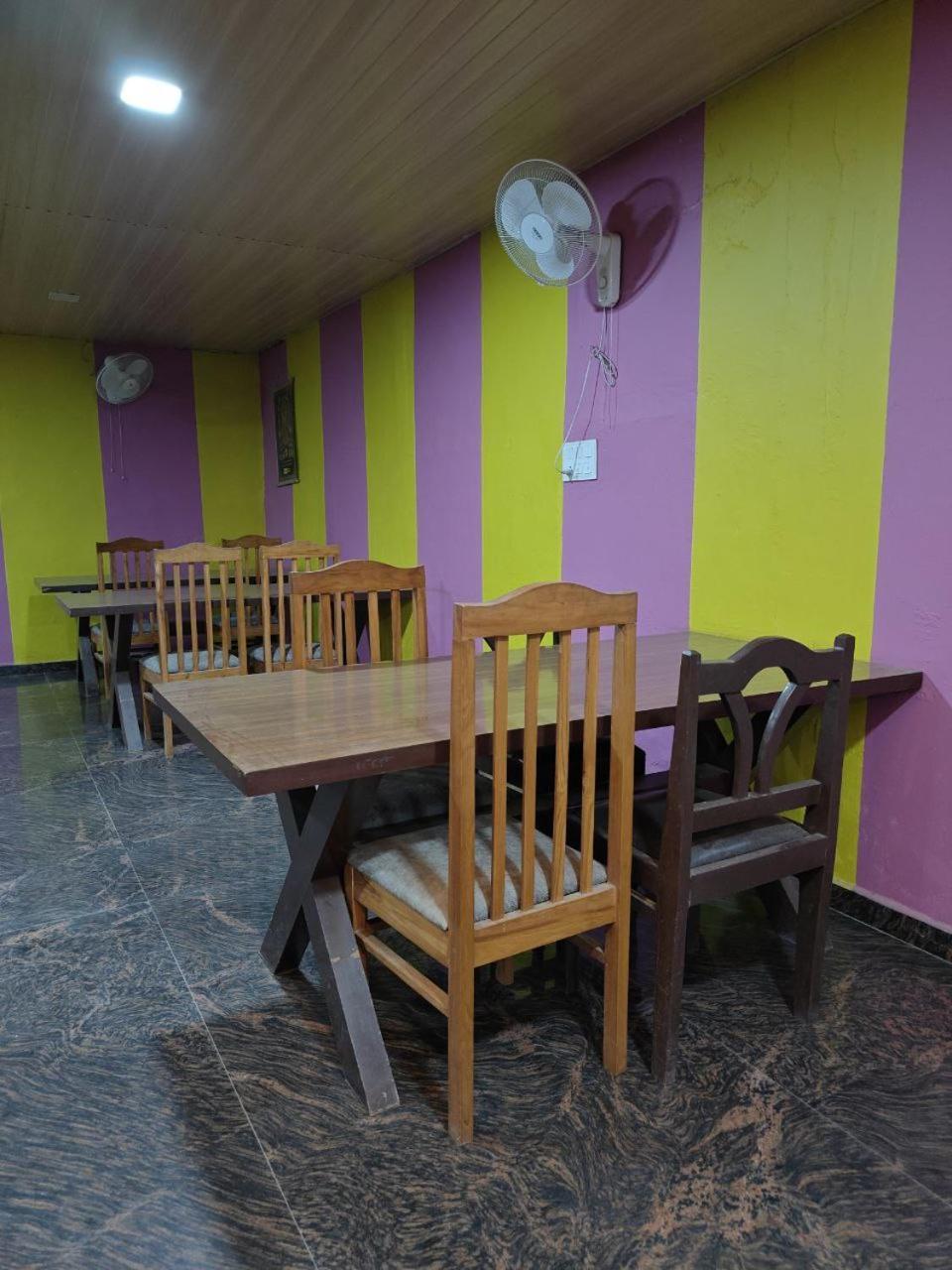 Ringas Hotel Shyam Sarover And Restaurant מראה חיצוני תמונה